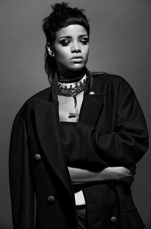Rihanna-032c-10 - Αντίγραφο
